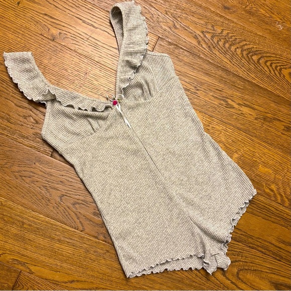 2 for $10 Satin pajama set - Picture 1 of 3